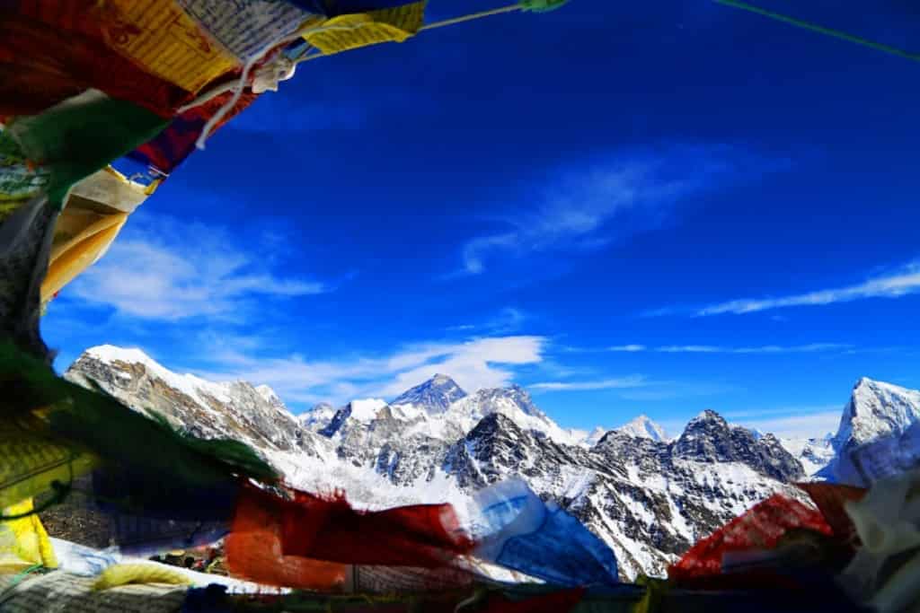 Solo Female Traveller - 10 Things I Learnt as a Solo Female Traveller Trekking Mount Everest, Nepal
