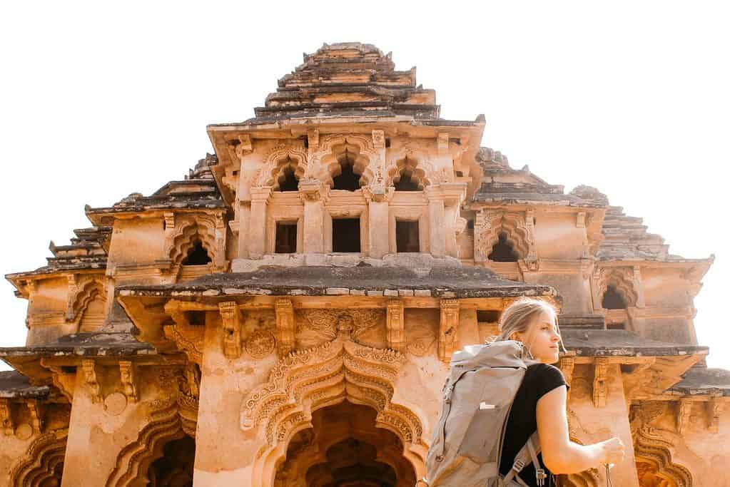 look like a backpacker - How to NOT Look Like a Backpacker - Even Though You ARE a Backpacker How girls can not look like a backpacker