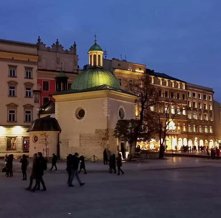 free walking tour - Best Cities for Free Walking Tours in Europe – Top Destinations to Explore