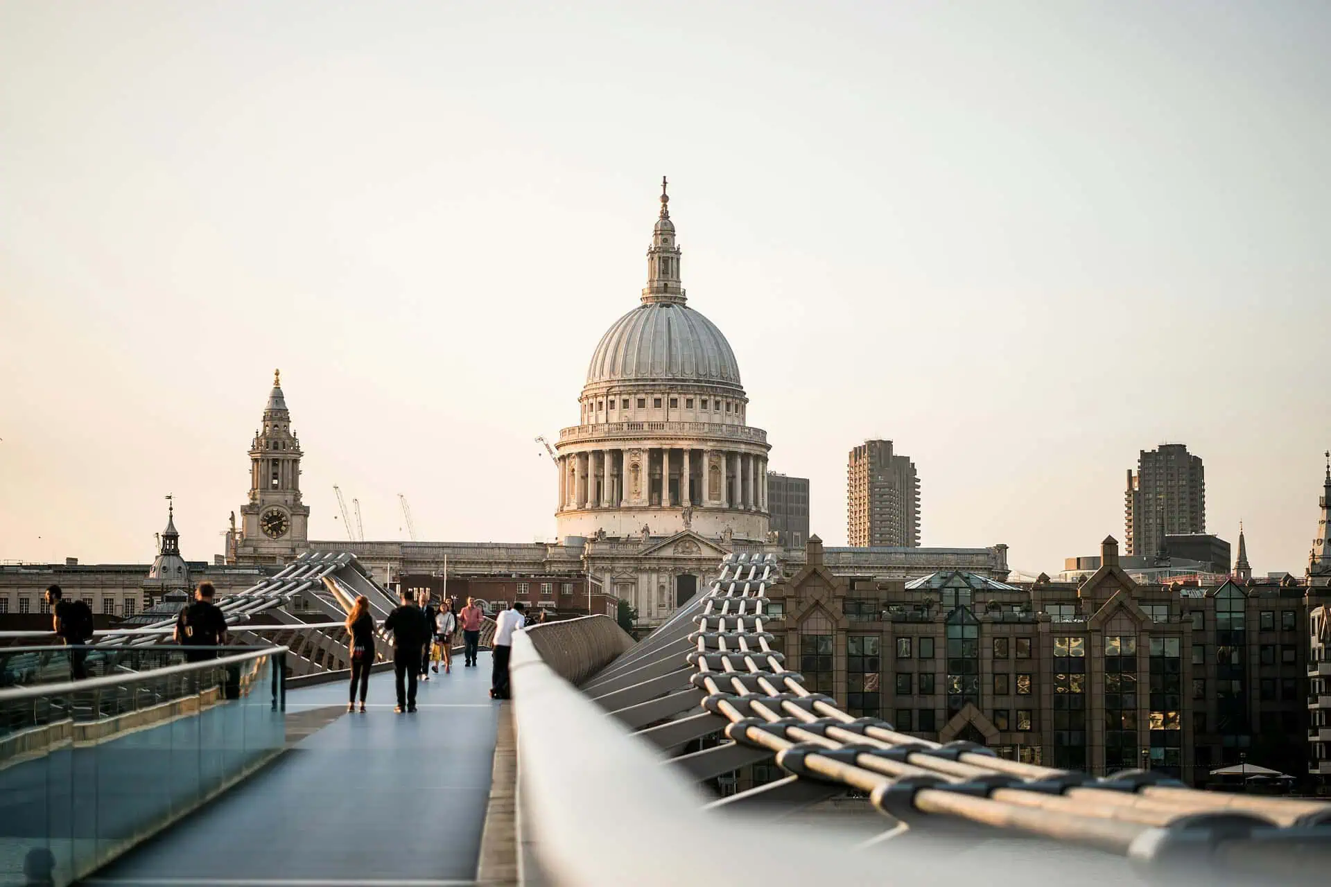 free walking tour - Best Cities for Free Walking Tours in Europe – Top Destinations to Explore