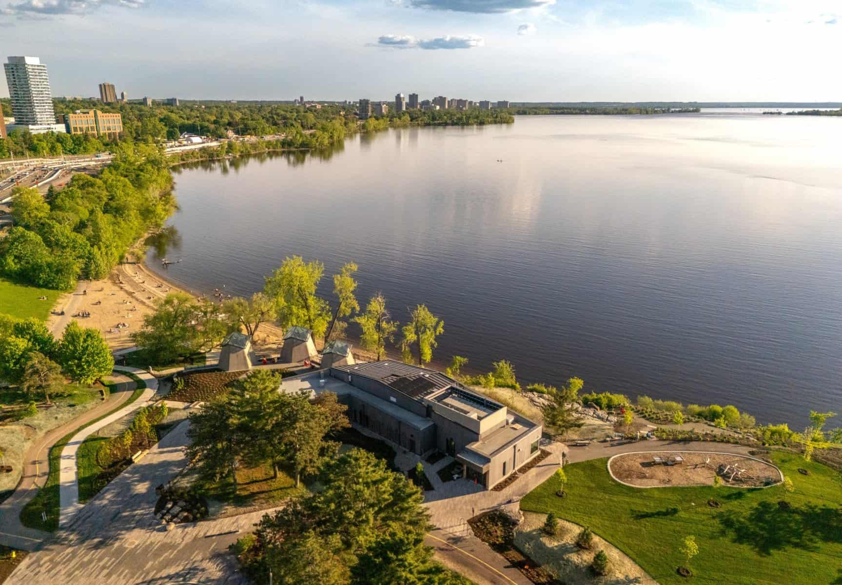 Royal Ottawa attractions - Royal Ottawa Attractions: A Complete Guide to Canada's Capital Major's Hill Park in Ottawa, Canada.