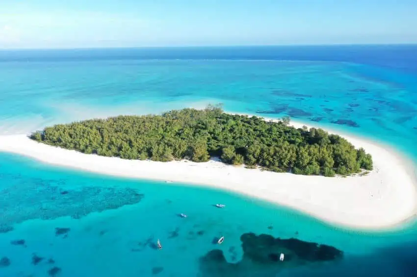 Snorkeling in Zanzibar - Where to go Snorkeling in Zanzibar Mnemba Island: The Ultimate Beach for snorkeling in Zanzibar