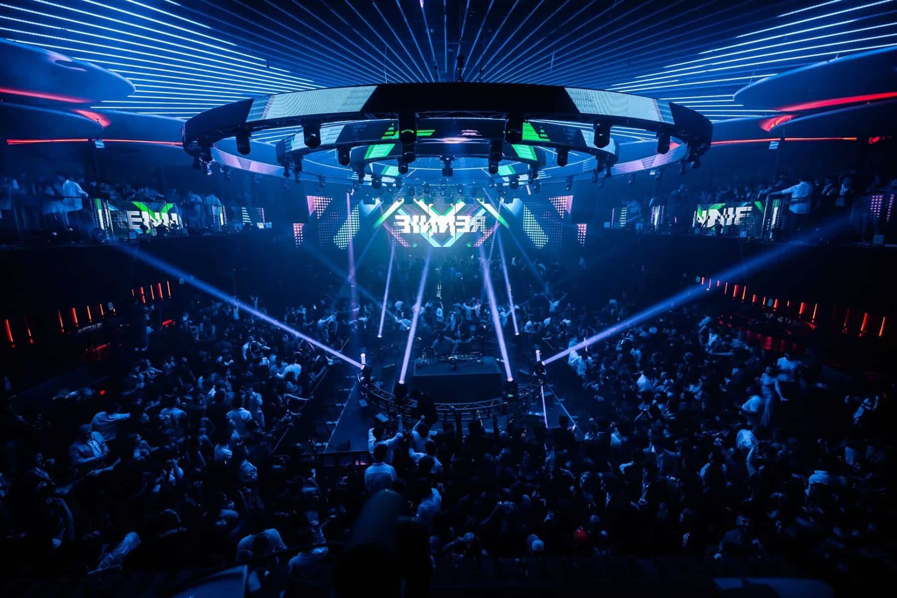 - The Complete Guide to Toronto's Nightlife for International Travelers Rebel in Toronto, Canada.