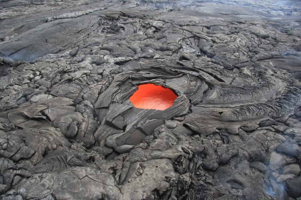 famous volcanoes - The World’s Most Famous Volcanoes Famous volcanoes